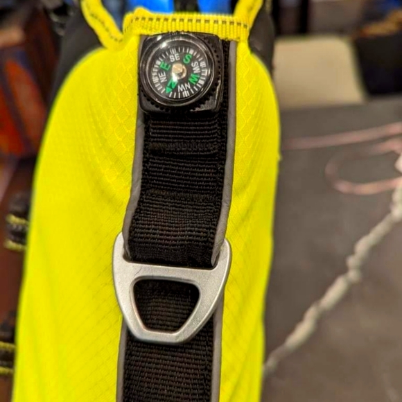 Brand New Arcadia Trail Life Jacket - size Small - Picture 4 of 6